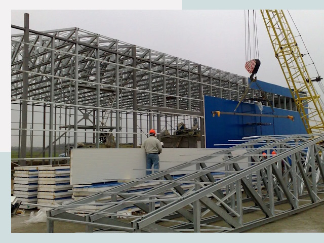 Строительство заводов в Рославле